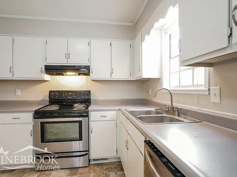 116 Trailside Dr — Photo 7