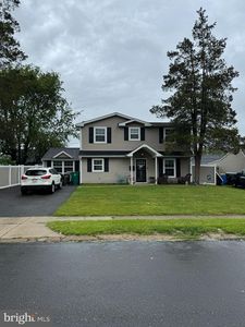 23 Winding Rd, Levittown, PA, 19057
