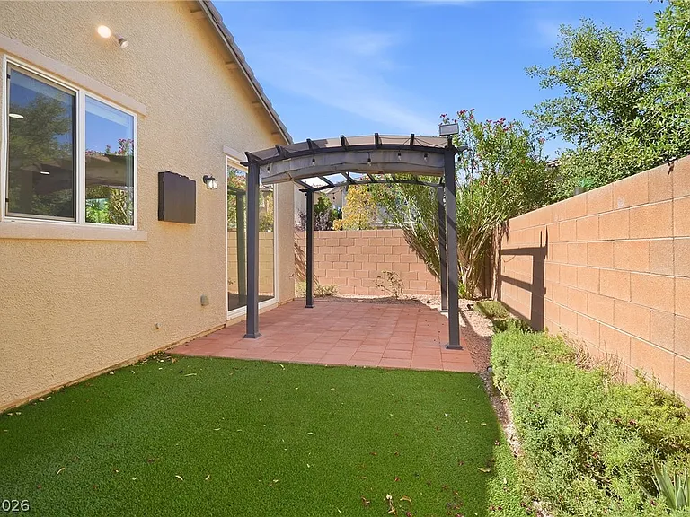 11320 Nalleta Springs St — Photo 31
