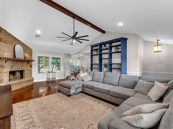 5th image of 252 Sunday Dr Drive