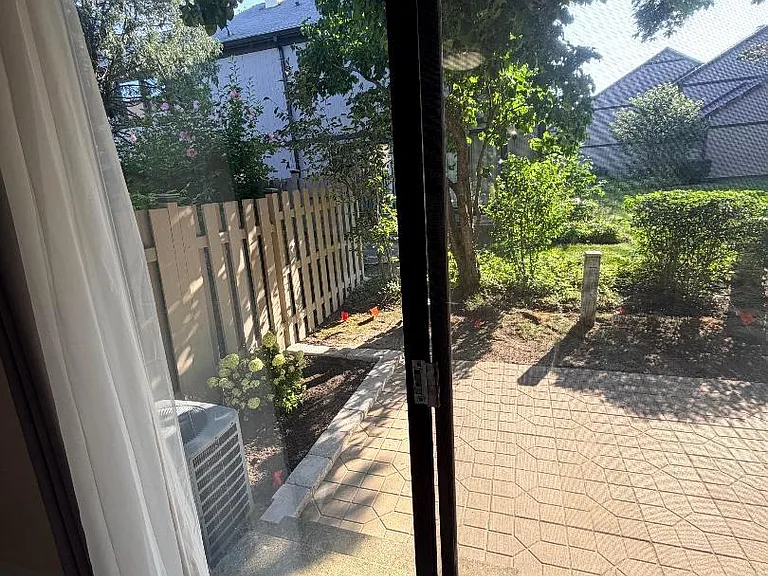246 Shadowbend Dr — Photo 25