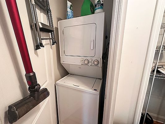 5th image of 71 Lafayette Ave #3R