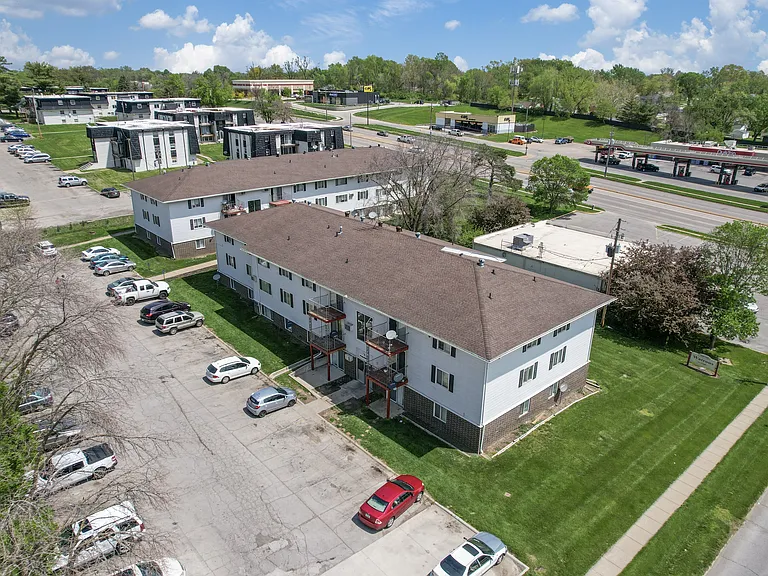 Watrous Apartments — Photo 18