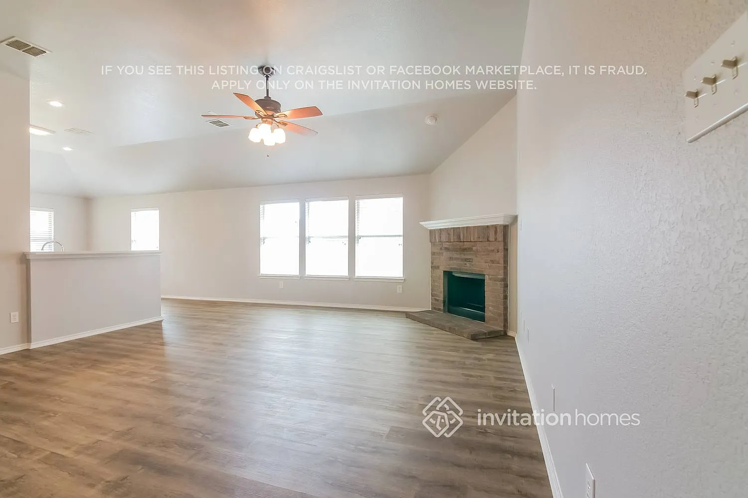 205 Stampede St Waxahachie, TX 75165 — Photo 3