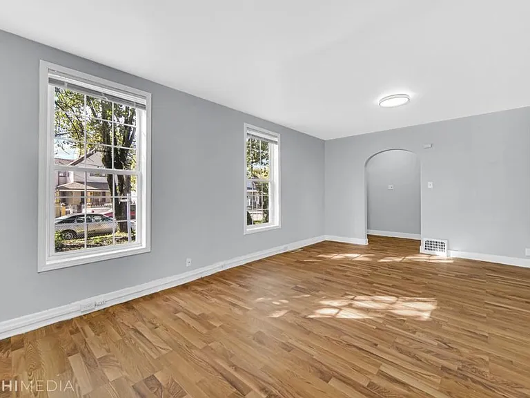 312 Herkimer St #312-1 — Photo 8