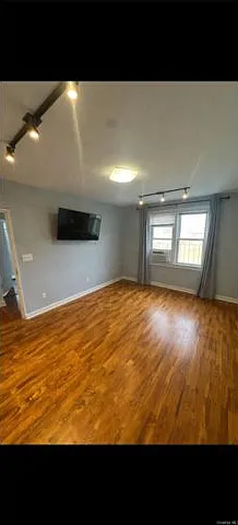 46 Winchester Ave #1C — Photo 5