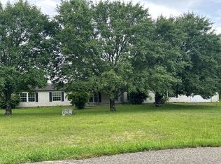 15037 Frank Myers Rd, Cambridge City, IN 47327
