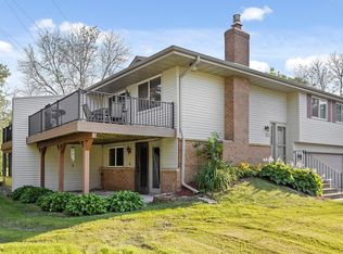 4120 Sylvia Ln S, Shoreview, MN 55126