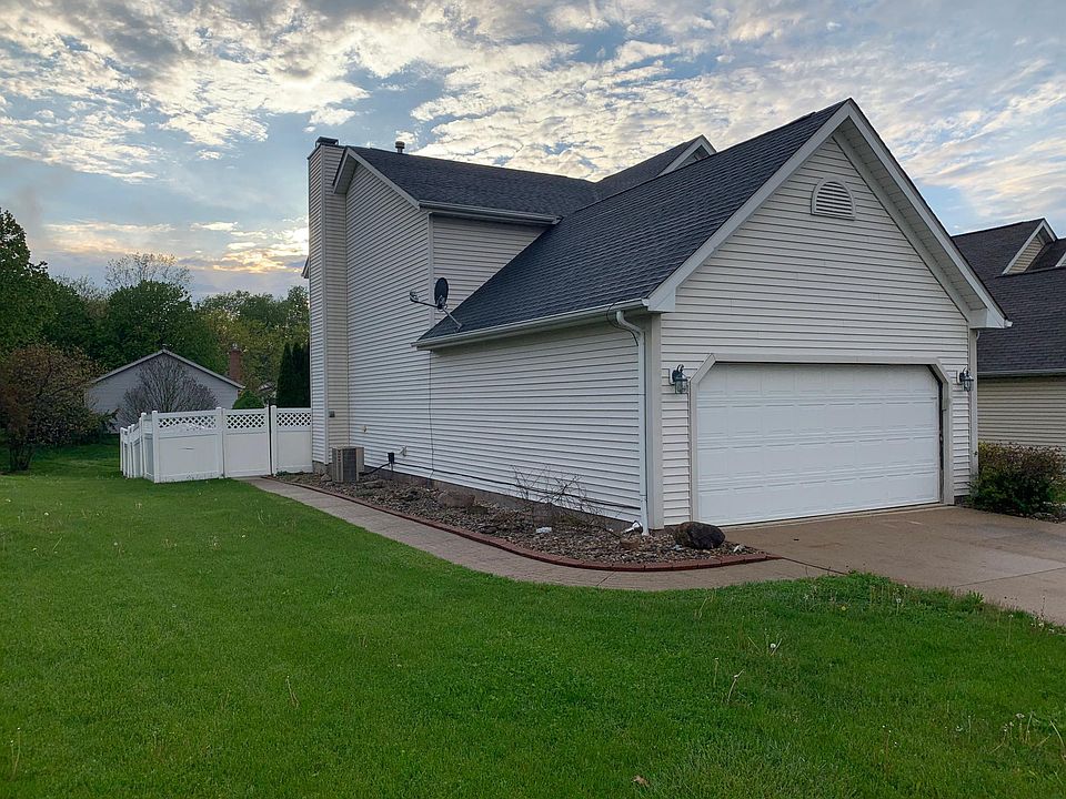 2nd image of 1065 Millbury Dr