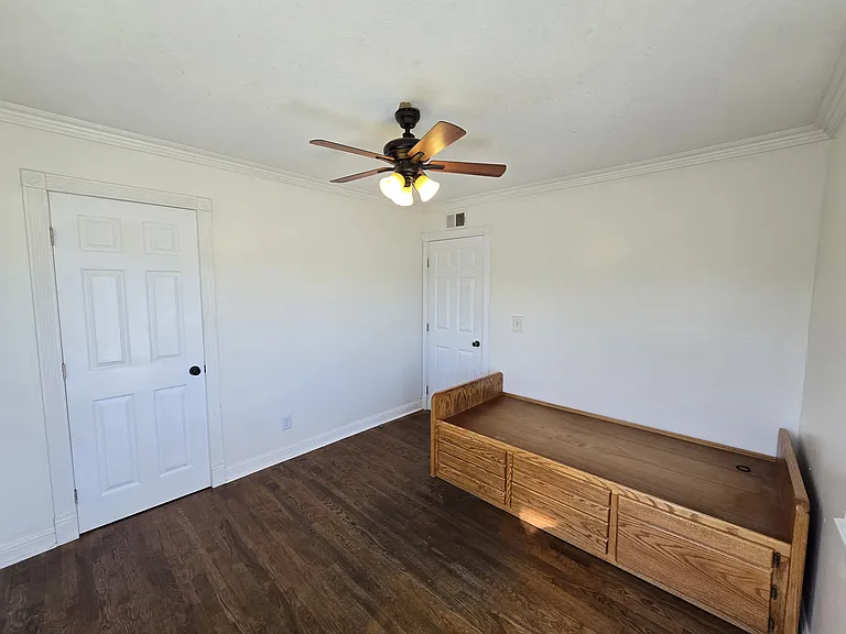 20819 S Van Deene Ave — Photo 3