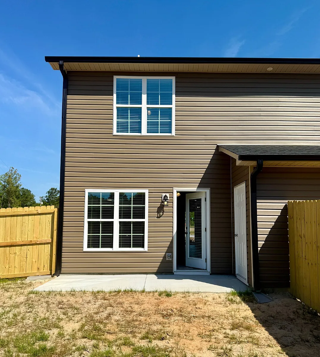 Building Photo - 8103 King Rd