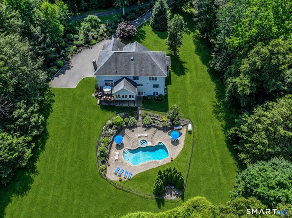 44 Old Green Road, Newtown, CT 06482