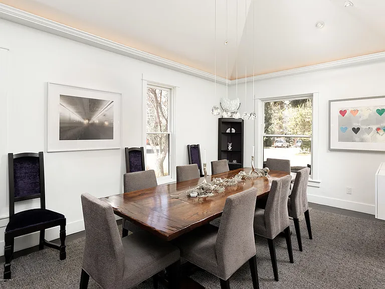 533 W Francis St — Photo 7