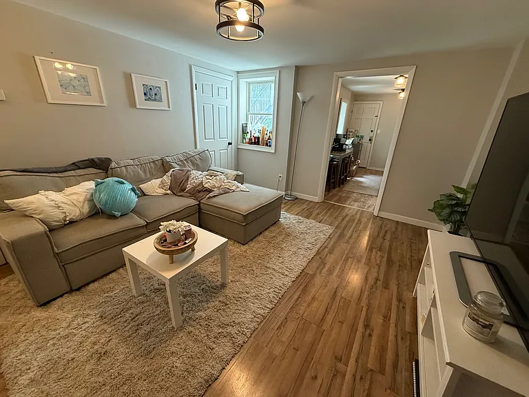 281 Bowen St #2 — Photo 19