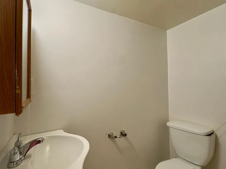 7906 Hillendale Rd — Photo 13