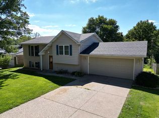 723 Forest Glen Dr, Evansville, IN