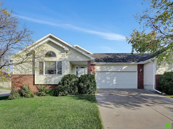 6900 Forest Lake Blvd, Lincoln, NE 68516