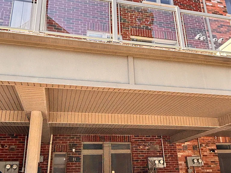 362 Plains Rd E #31 — Photo 2