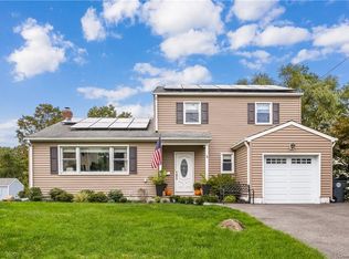 3 Alan Pl, White Plains, NY 10607