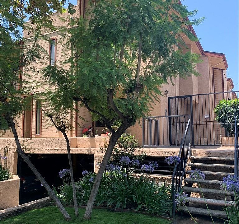 1st image of 621 N Kenwood St