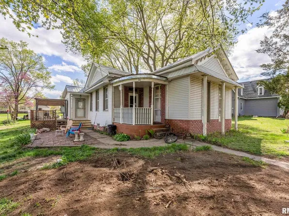 1006 Washington St, Keithsburg, IL 61442