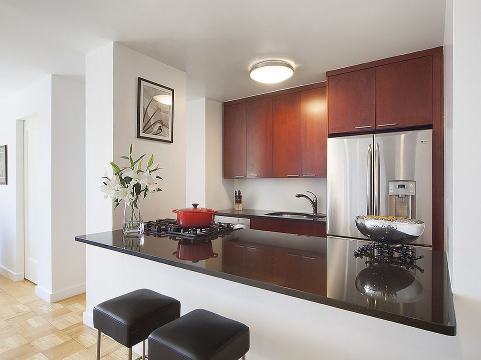 1st image of 273-275 Lexington Ave