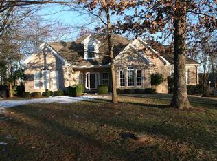 3379 Red Oak Ct, Bowling Green, KY 42104