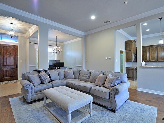 5th image of 3203 Danville Ct