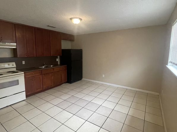 4237 Moncrief Rd W #1