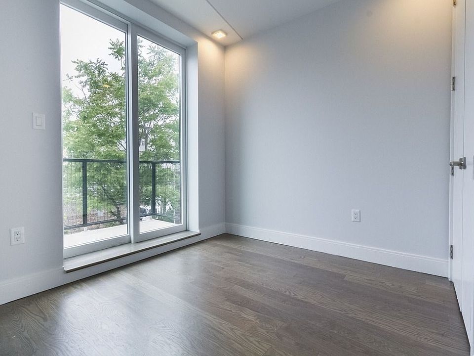 1st image of 28 Wilson Ave #Bb3
