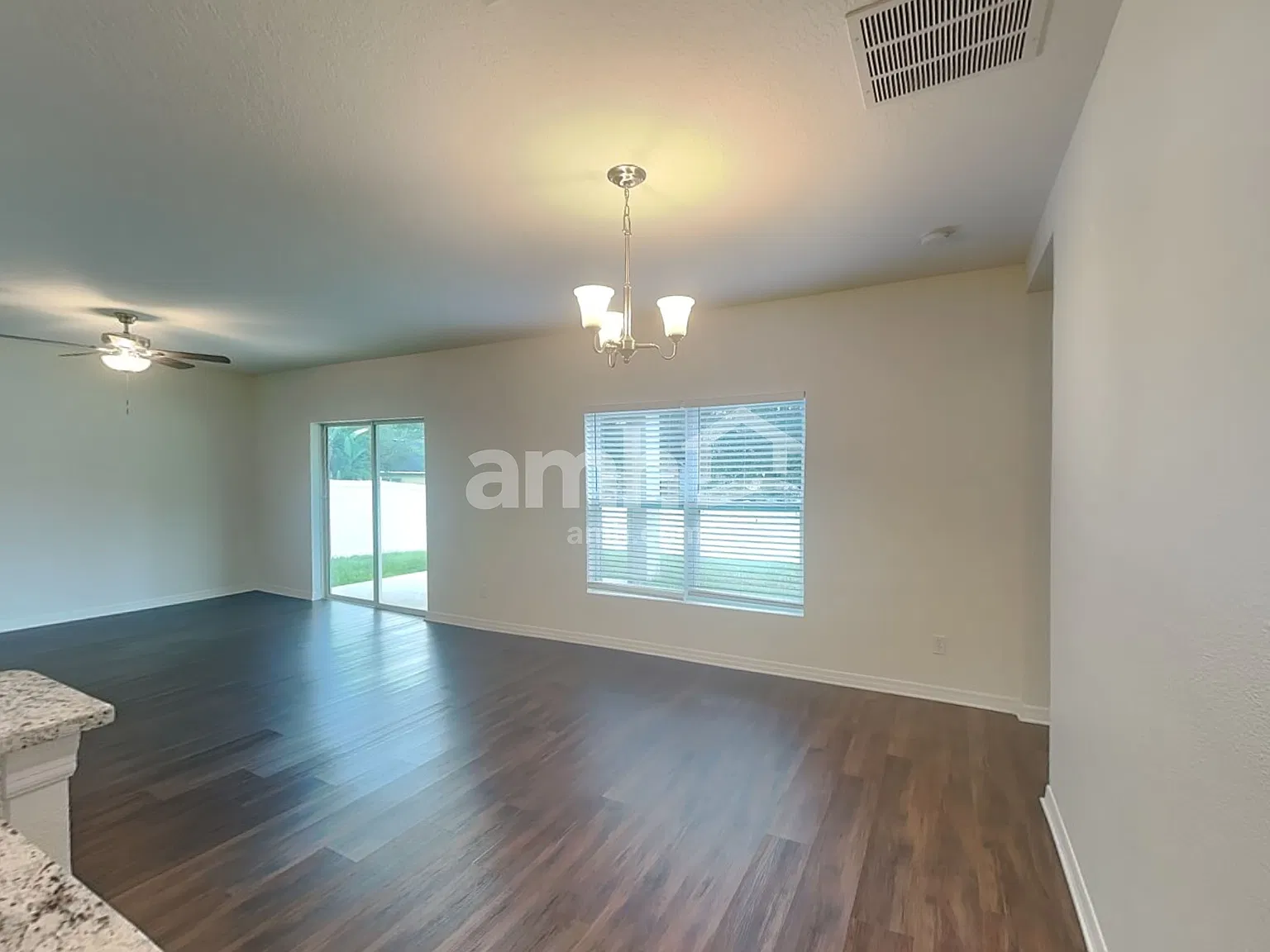 3 bed, 2.0 bath, 1680 sqft, $2,600 — Photo 4