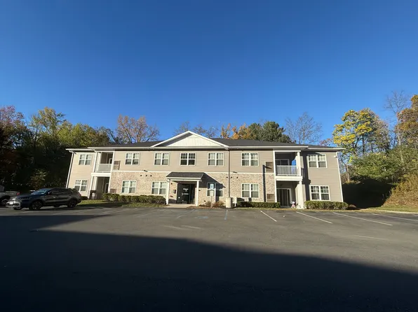 Fairway Woods of Troy, 171 Oakwood Ave #177d0e30b, Troy, NY 12182