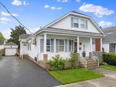 266 Aquidneck St, New Bedford, MA, 02744