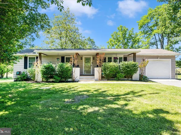 6901 Trout Ln, Frederick, MD 21702