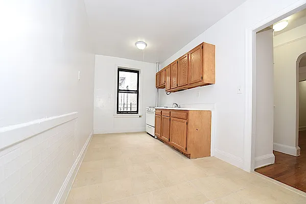 Rented by Keller Williams NYC | media 16
