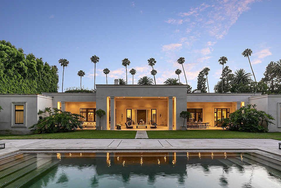 1st image of 922 Benedict Canyon Dr