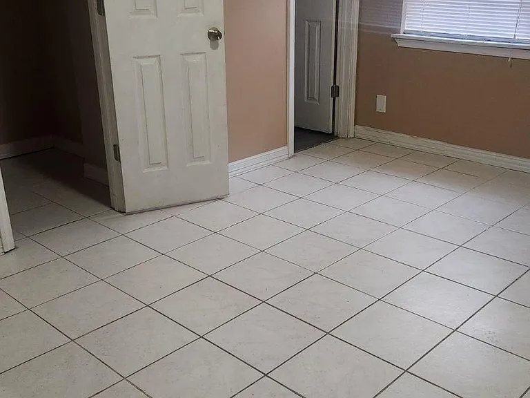531 Roper St — Photo 23