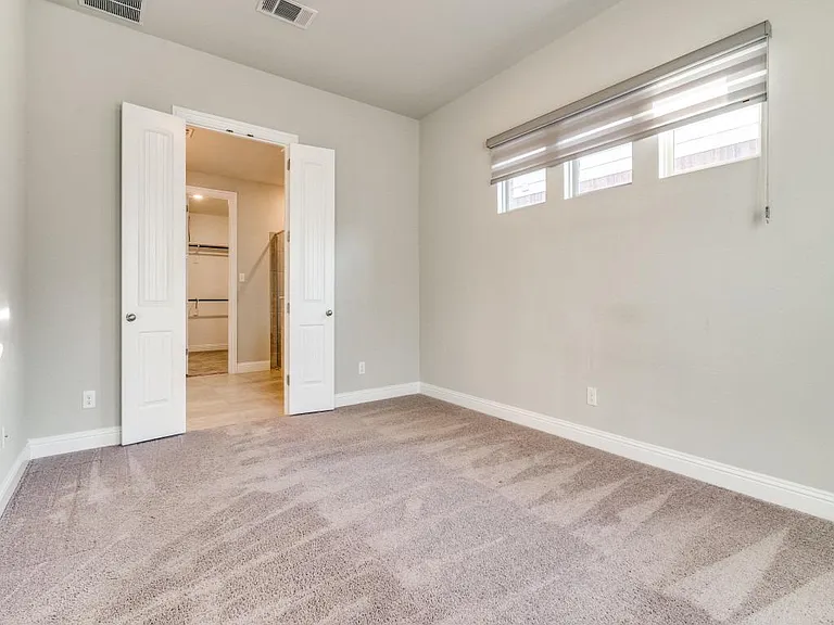 2156 Bailey St — Photo 13