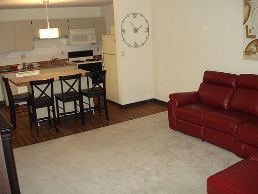 4th image of 540 E Portage Trl APT 604