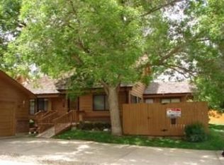 55 S Eagle Cir, Aurora, CO 80012
