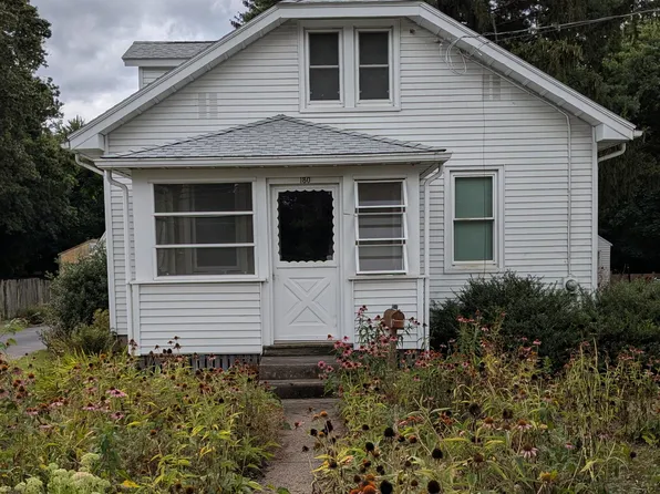 180 Griswold Street, Glastonbury, CT 06033