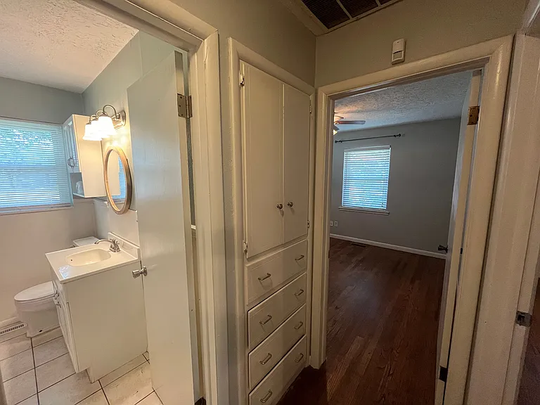 1332 W Boyd St — Photo 17