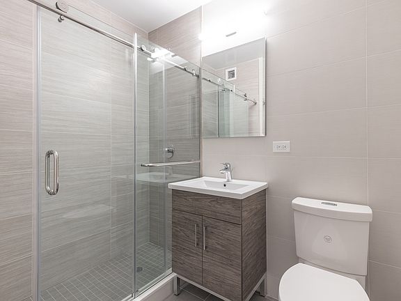 3rd image of 235 W 48th St APT 10J