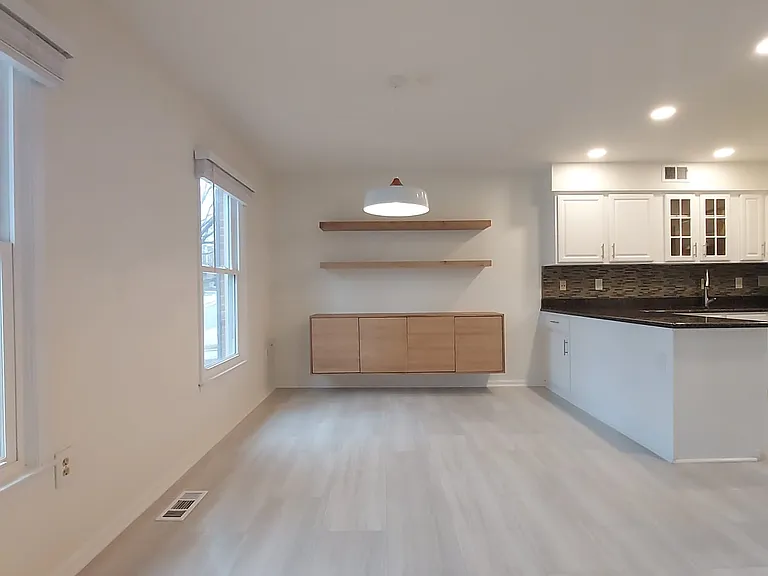 7418 Crestberry Ln — Photo 23