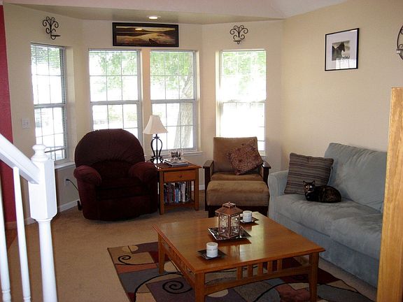 2nd image of 2621 Betsy Ct