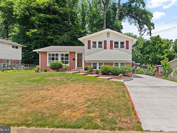 2nd image of 4420 Medford Dr