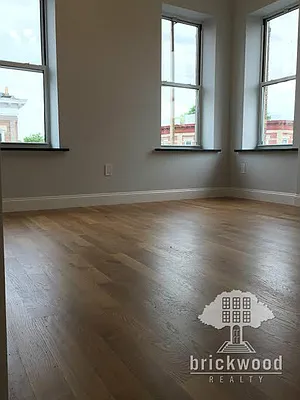 Rented by East Williamsburg Realty Inc | media 61