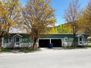 209 B St, Smelterville, ID 83868