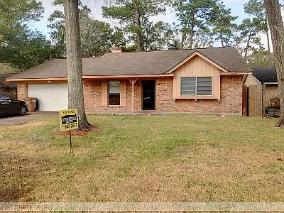 2124 Greenlee Ln Photo 1