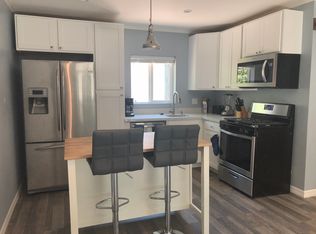 6331 Longridge Ave, Van Nuys, CA 91401